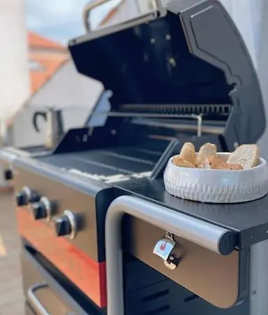 Charmantes Altstadthaus Mit Dachterrasse Semesterbostad *
