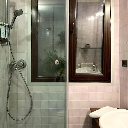 Charmantes Altstadthaus Mit Dachterrasse Ferienhaus